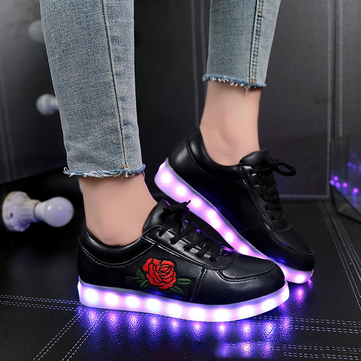 Baskets unisexes LED à motif rose